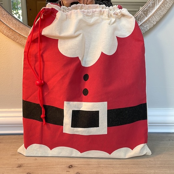 NEW Children’s Christmas Books in Santa Bag - Picture 3 of 16